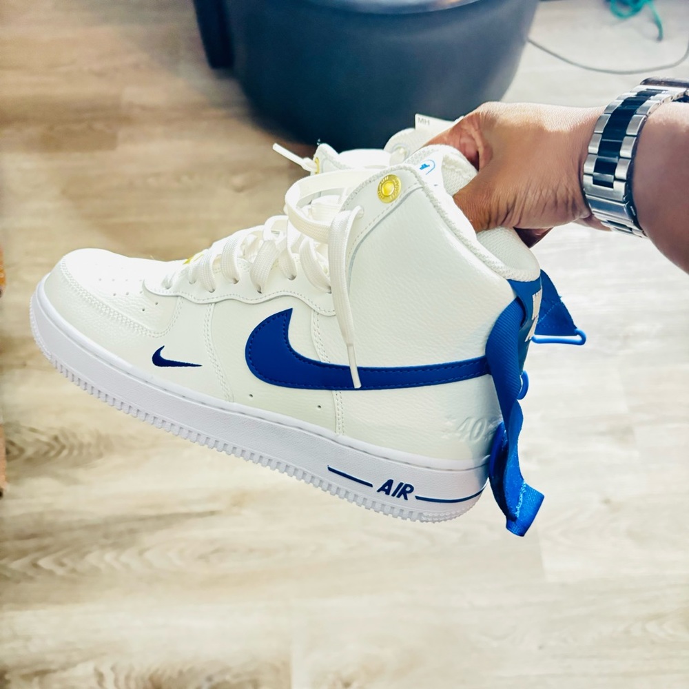 Nike high top air forces